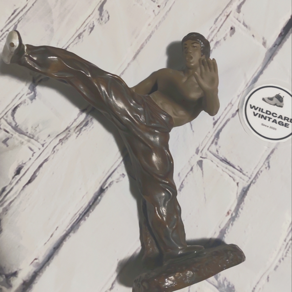 Bruce Lee statue from Seattle